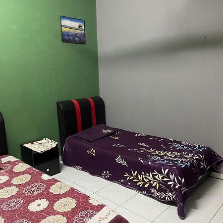 Aqil Homestay Lunas Kulim Luaran gambar